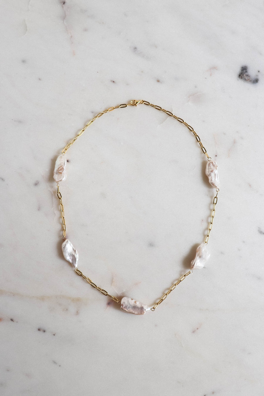 FONTANE BAROQUE PEARL NECKLACE